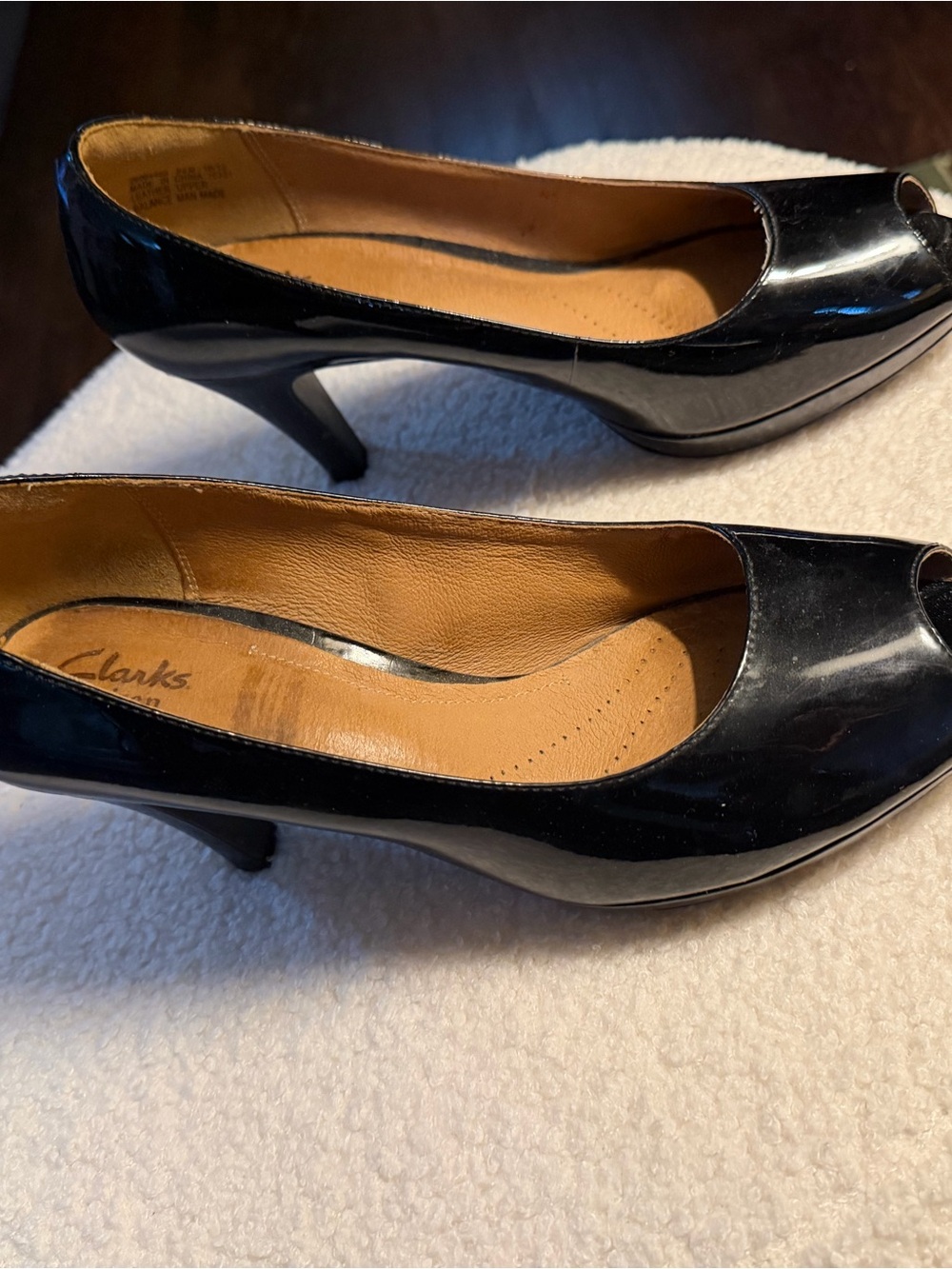 Clarks Black Patent Peep-Toe Mid Heels